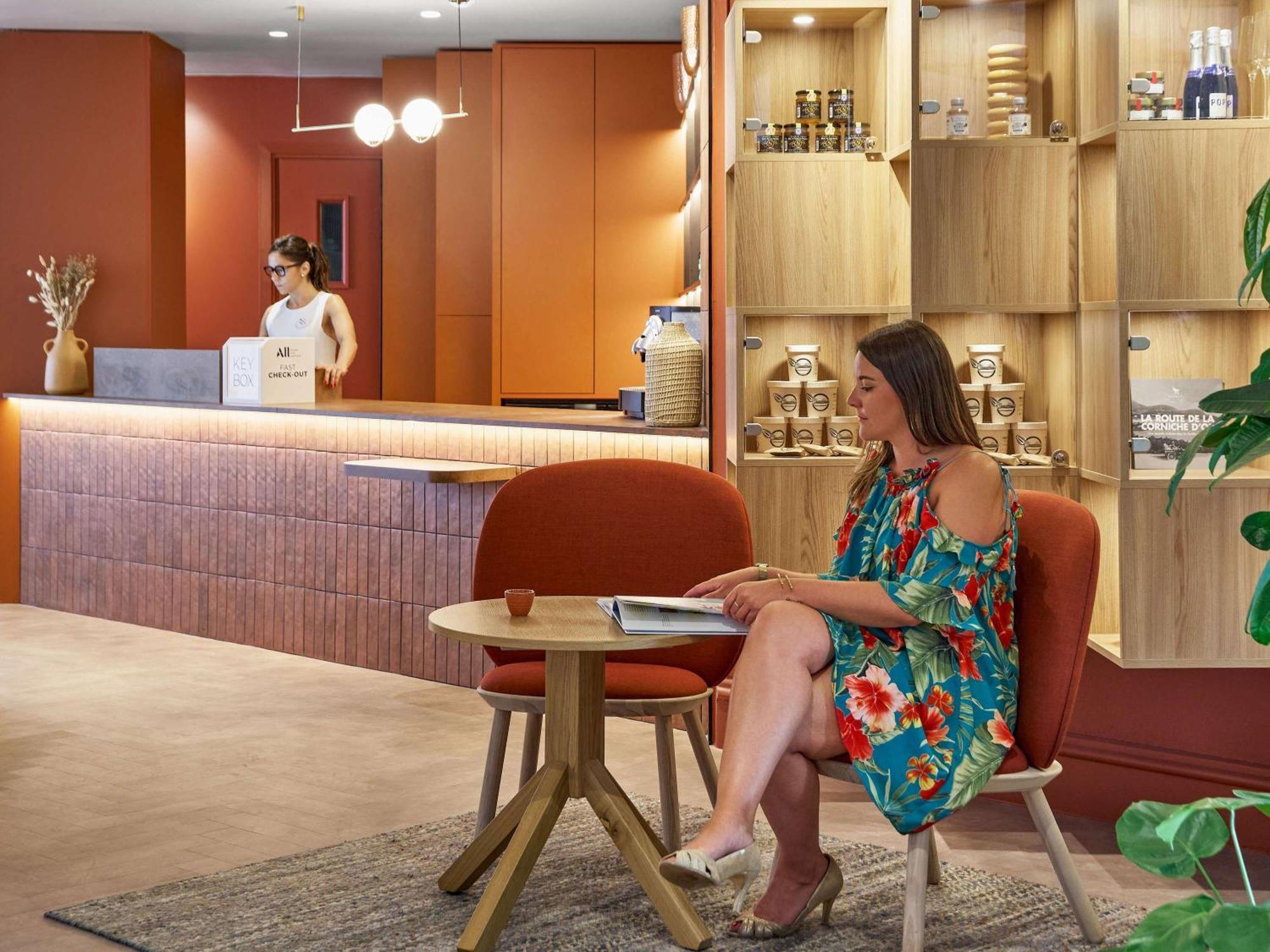 Mercure Saint Raphael Centre Plage Ngoại thất bức ảnh